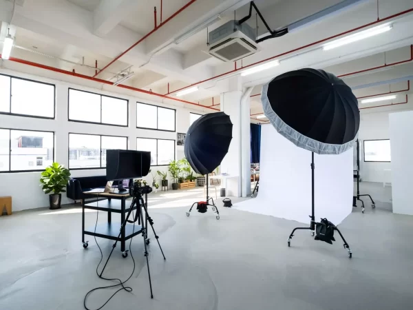 Renting a Photo Studio – Top 5 Factors to Consider